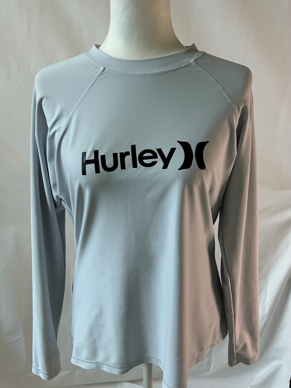 Hurley Women’s Large UPF 50+ Long Sleeve Rash Guard Gray Surf Swim Shirt